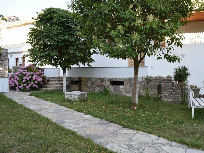 Hotel Bineri Αργυρόκαστρο Εξωτερικό φωτογραφία